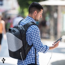 Mochila Antirrobo con USB y...